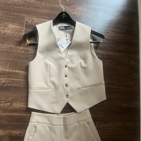 πHPπNWT Zara Tan Vest Small - Picture 3 of 8